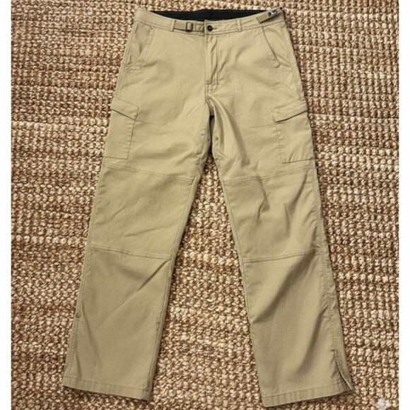 Sold - Picture 1 of 8